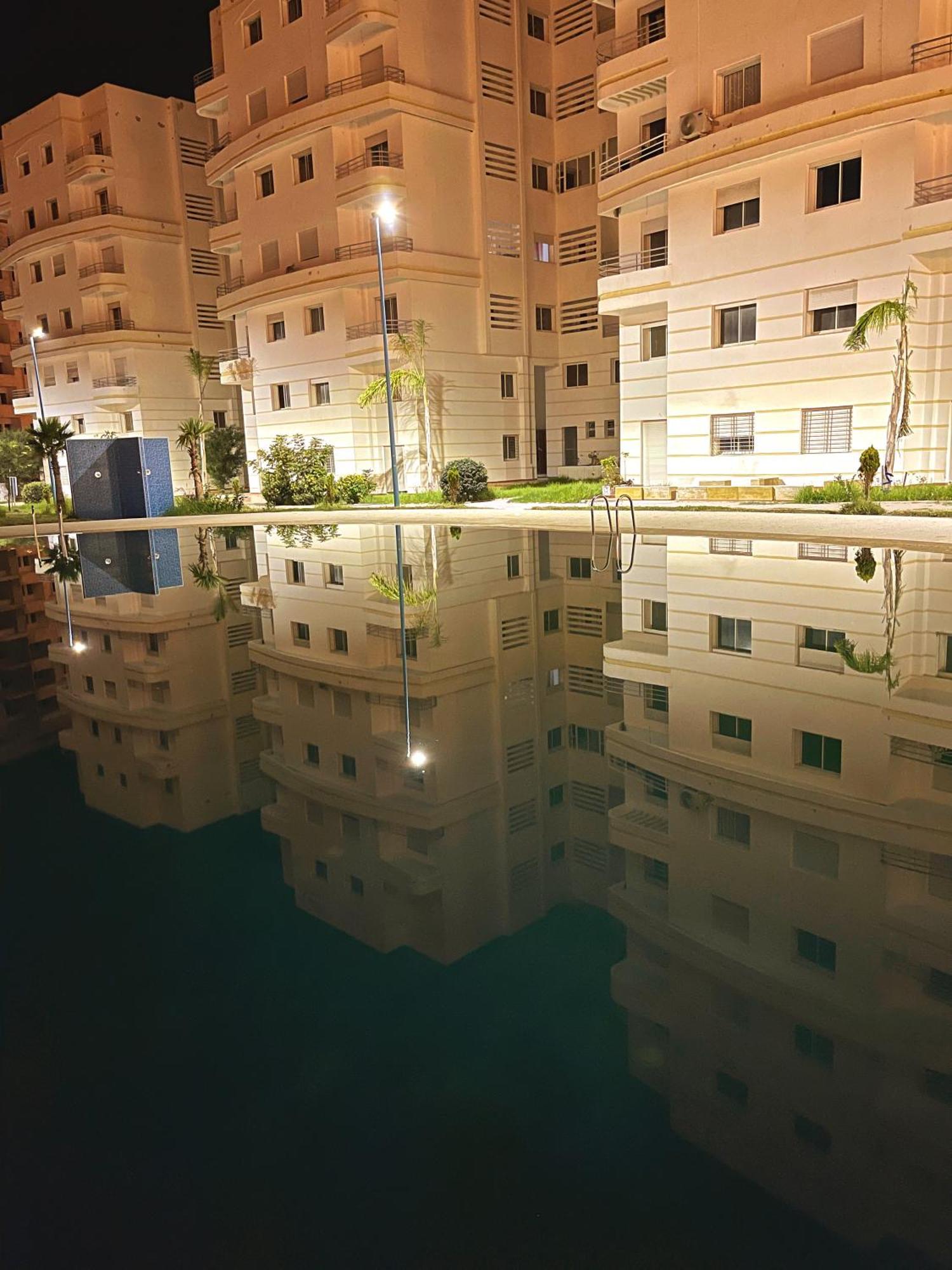 Elegant Appartement Avec Un Acces Piscine Jardin Parking Sous-Sol Et Wifi Haut Debit Fibre Optique Ταγγέρη Εξωτερικό φωτογραφία