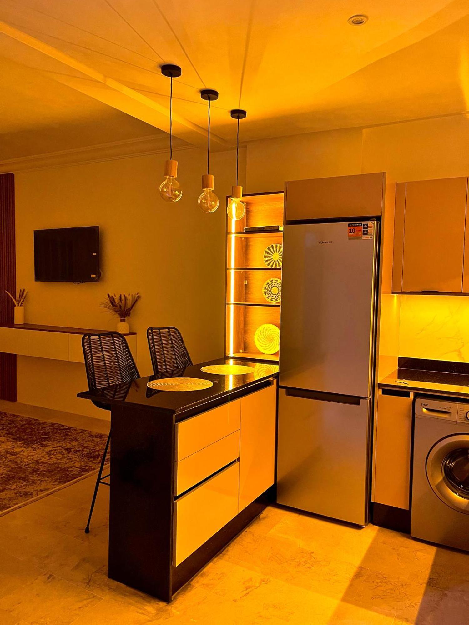 Elegant Appartement Avec Un Acces Piscine Jardin Parking Sous-Sol Et Wifi Haut Debit Fibre Optique Ταγγέρη Εξωτερικό φωτογραφία